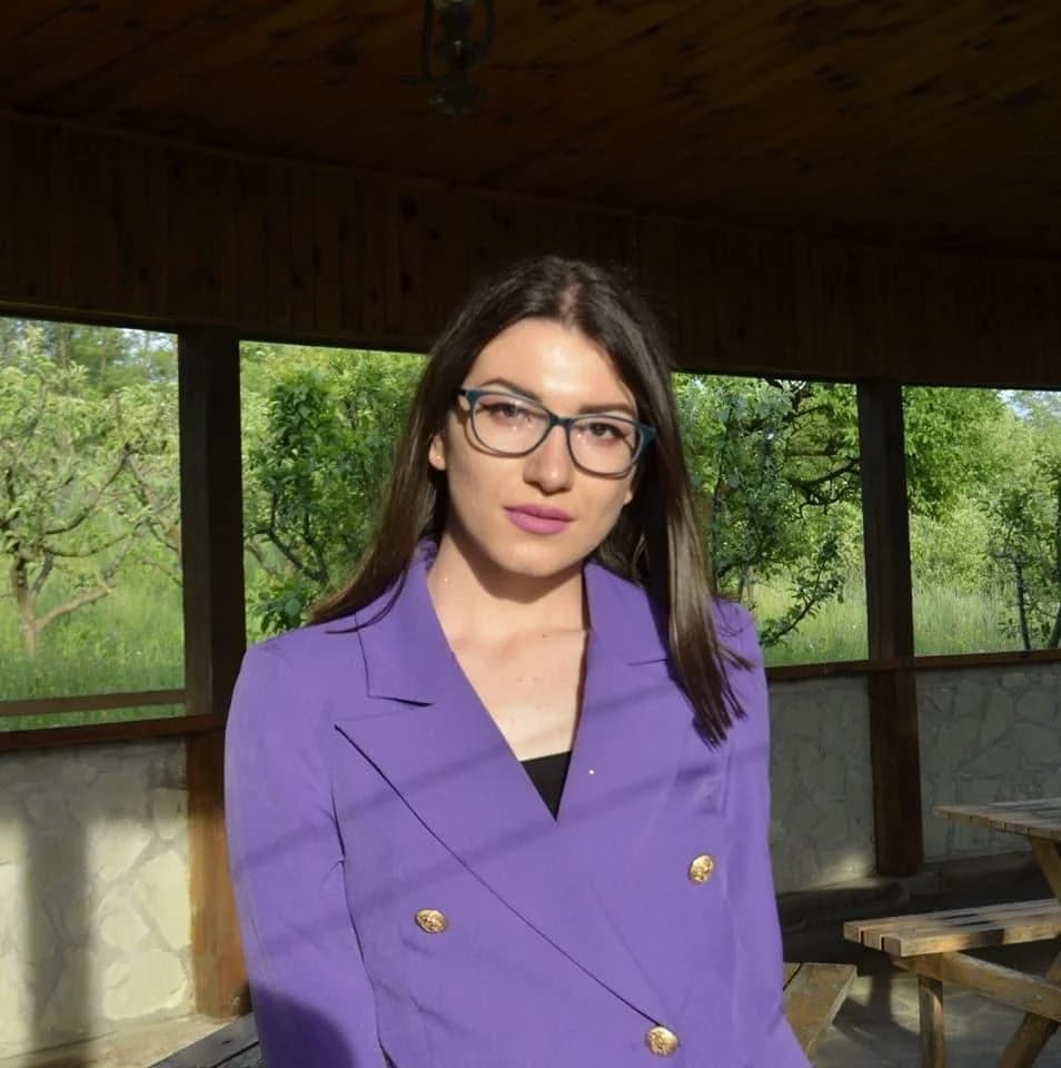 Profesor de Engleză - Alexandra Găman